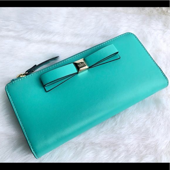kate spade Handbags - ⭐️Kate Spade Tiffany Blue Leather Wallet